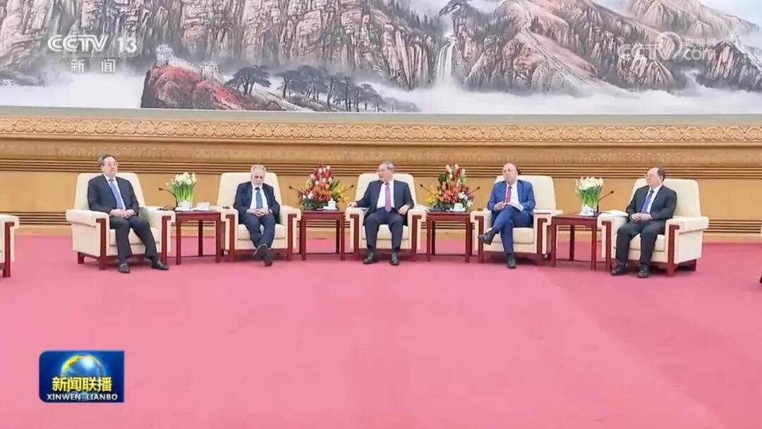 英国威廉集团官网两位外国专家受邀与李强总理进行新春座谈