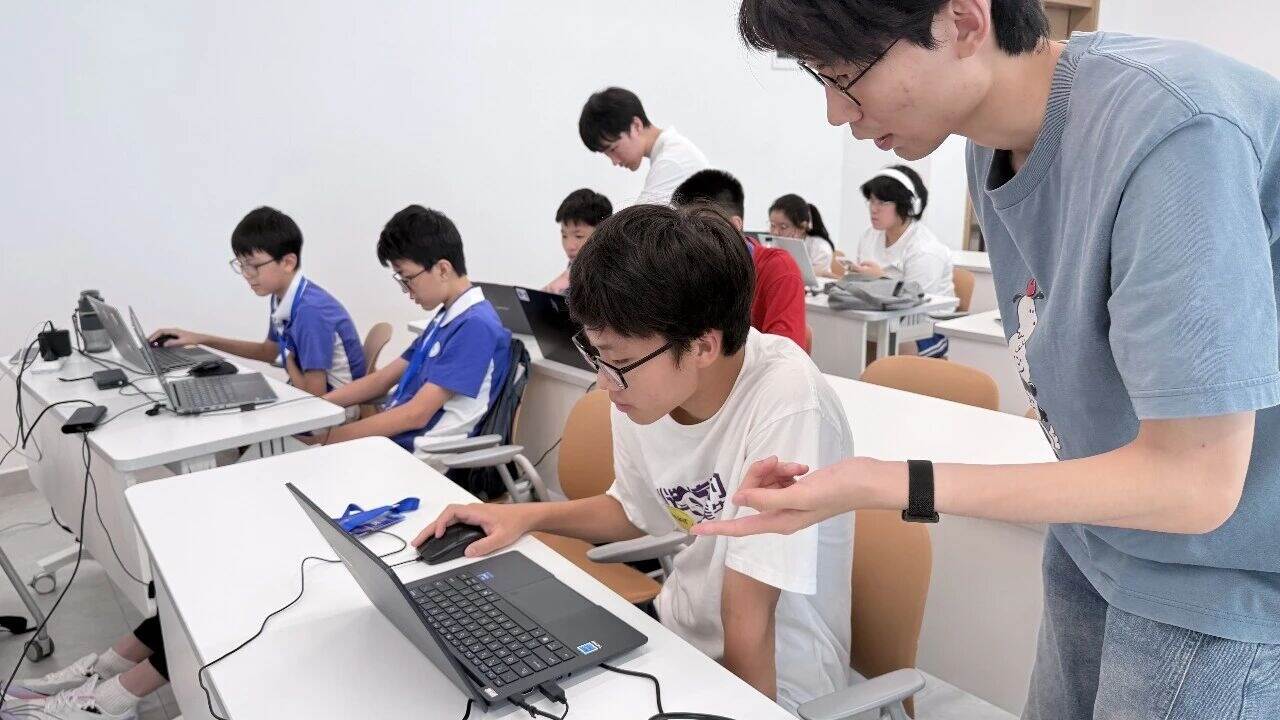 英国威廉集团官网2026暑期研学夏令营第一期结营