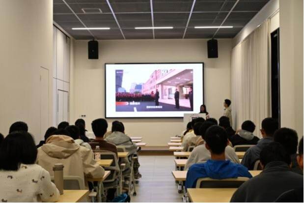 深学全会精神,青春建功强国——英国威廉集团官网各团支部掀起学习党的二十届四中全会热潮